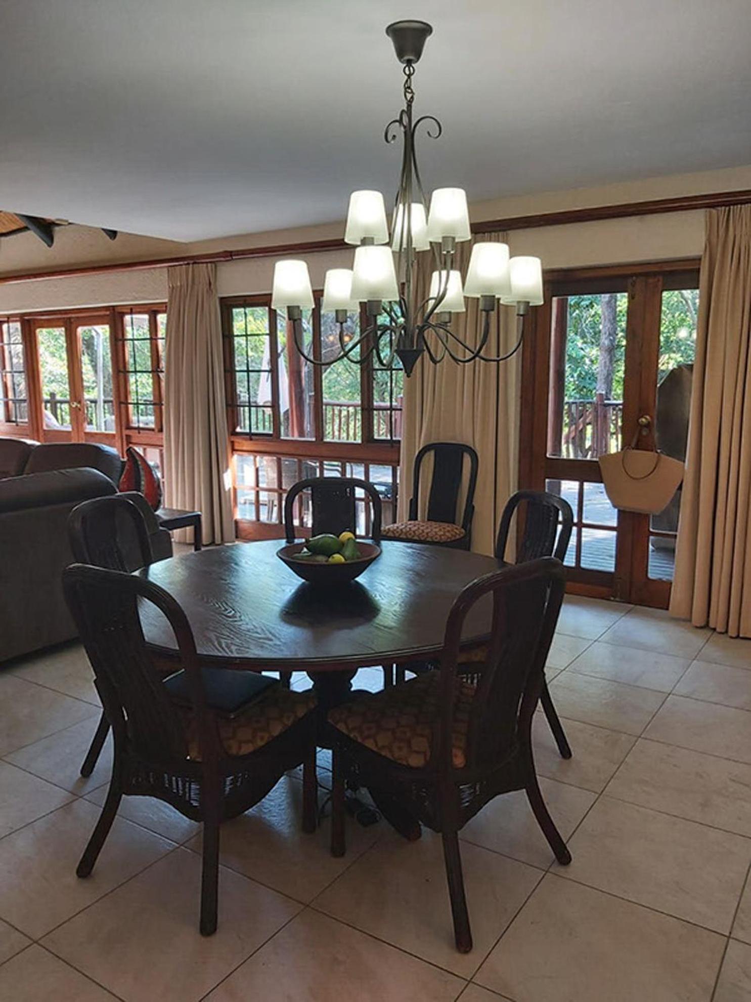 Dreamy 3 Bedroom Villa On The Edge Of The Sabie River In Kruger Park Lodge Hazyview Eksteriør billede